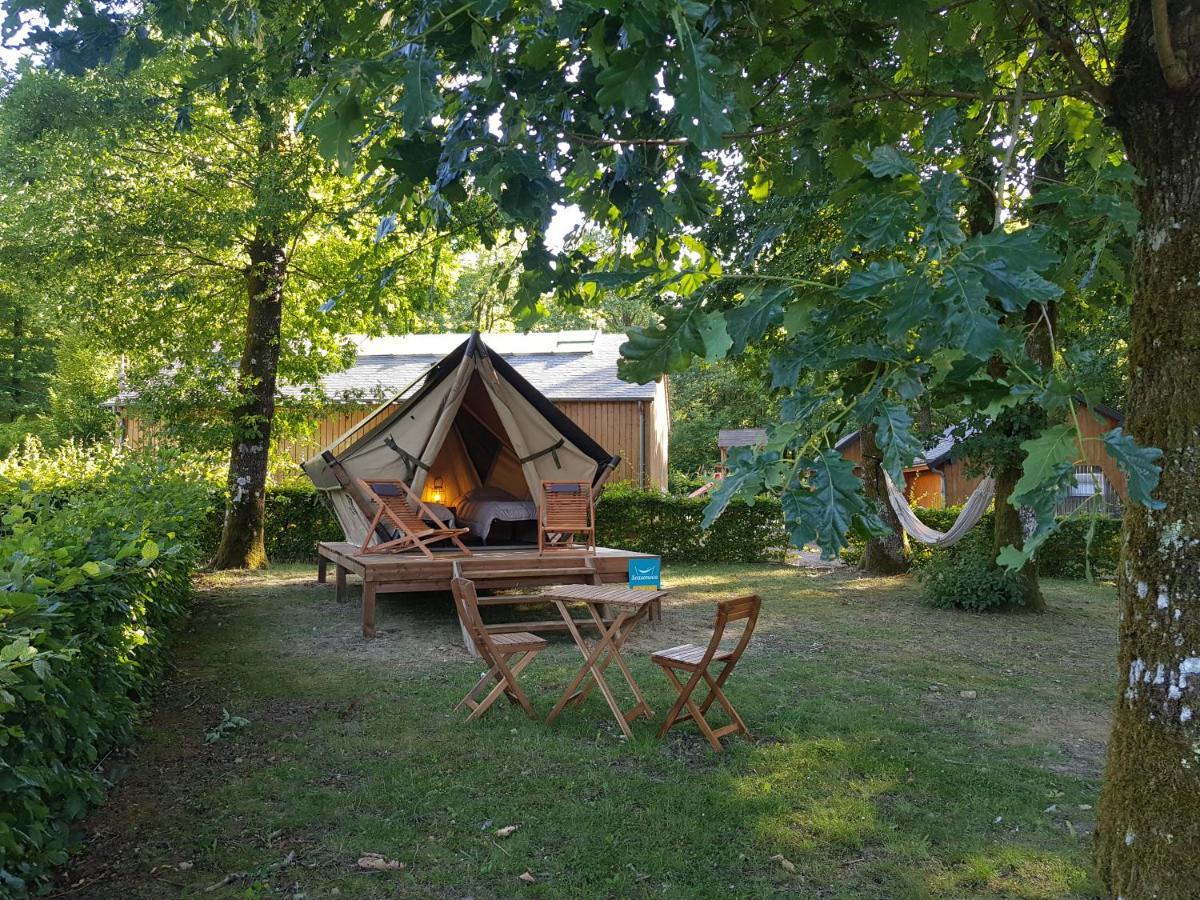 Camping De La Foret Seasonova Sillé-le-Guillaume Kültér fotó