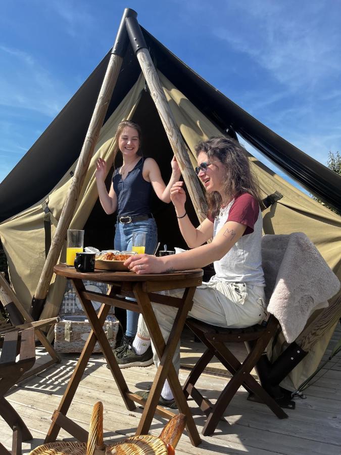 Camping De La Foret Seasonova Sillé-le-Guillaume Kültér fotó