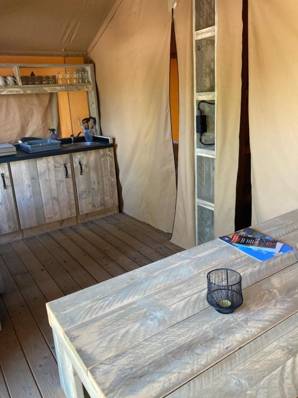 Camping De La Foret Seasonova Sillé-le-Guillaume Kültér fotó